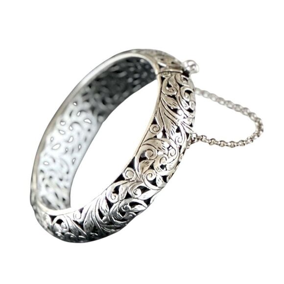 Silpada B1829 Retired Forever Stunning Sterling Silver Hinged Bangle Bracelet - Picture 3 of 6